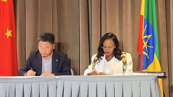 የአዲስ አበባ ብሔራዊ ስታዲዮም ግንባታን በ18 ወራት ውስጥ ለማጠናቀቅ ውል ተፈረመ - Sputnik አፍሪካ