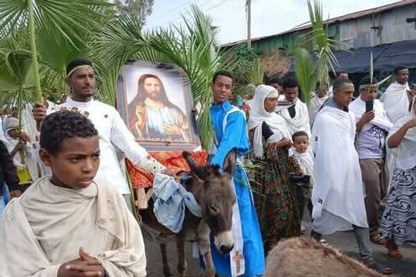የሆሳዕና በዓል በክርስትና እምነት ተከታዮች ዘንድ በመከበር ይገኛል - Sputnik አፍሪካ