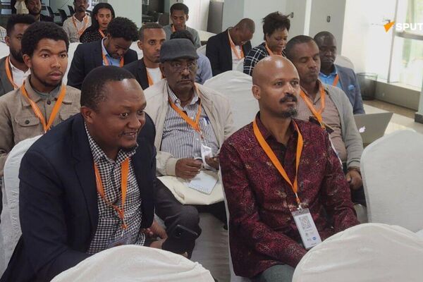 በሩሲያ እና አፍሪካ መገናኛ ብዙሃን ግኑኝነት ዙሪያ ትኩረቱን ያደረገ ዓለም አቀፍ መድረክ በአዲስ አበባ ተከፈተ በሩሲያ እና አፍሪካ መገናኛ ብዙሃን ግኑኝነት ዙሪያ ትኩረቱን ያደረገ ዓለም አቀፍ መድረክ በአዲስ አበባ ተከፈተ - Sputnik አፍሪካ