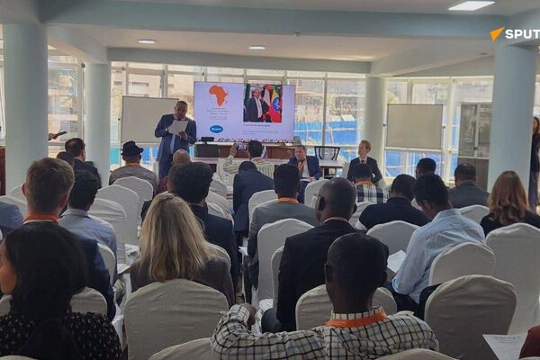 በሩሲያ እና አፍሪካ መገናኛ ብዙሃን ግኑኝነት ዙሪያ ትኩረቱን ያደረገ ዓለም አቀፍ መድረክ በአዲስ አበባ ተከፈተ በሩሲያ እና አፍሪካ መገናኛ ብዙሃን ግኑኝነት ዙሪያ ትኩረቱን ያደረገ ዓለም አቀፍ መድረክ በአዲስ አበባ ተከፈተ - Sputnik አፍሪካ
