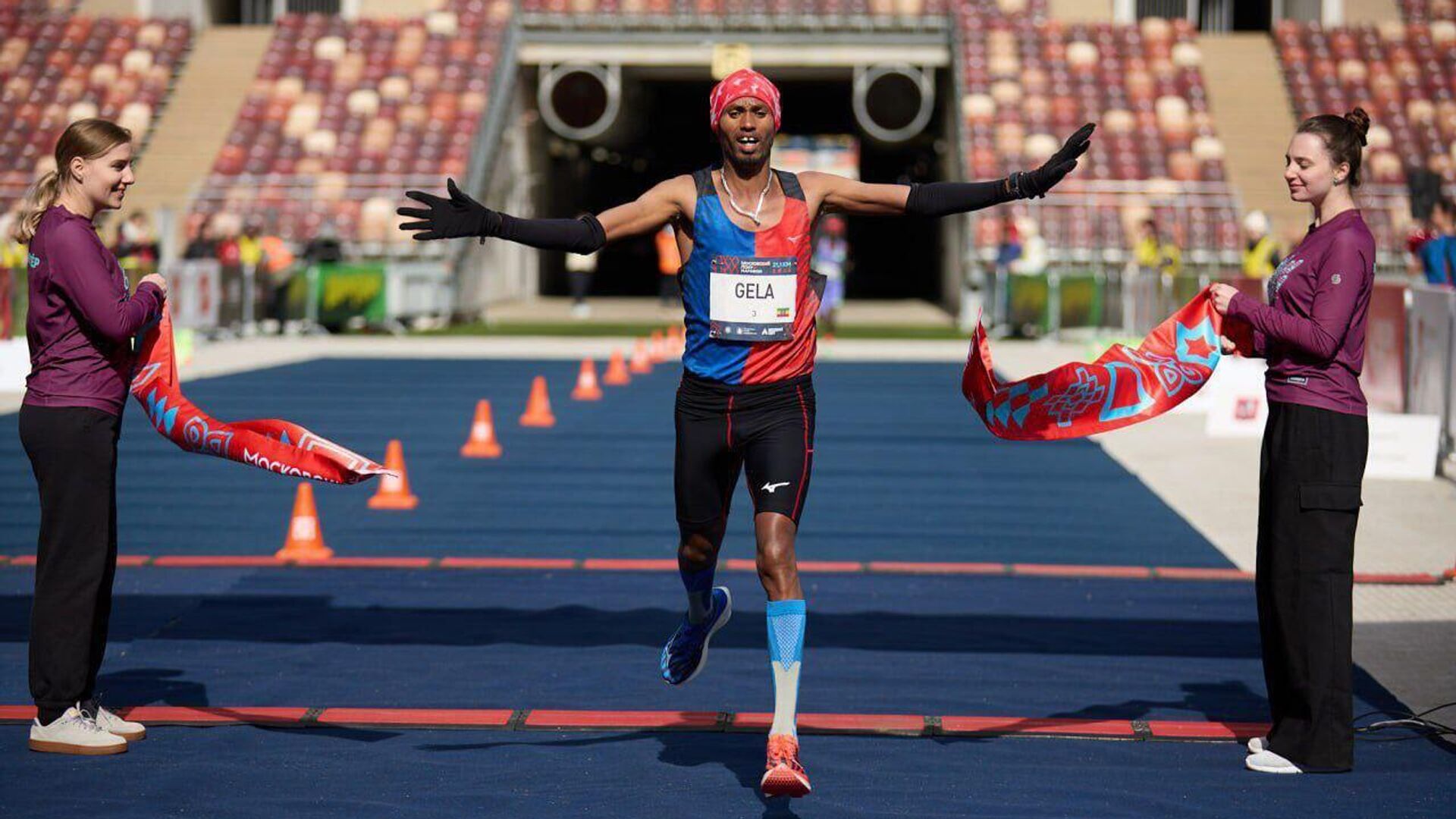 በሞስኮ የግማሽ ማራቶን ውድድር የኢትዮጵያ እና የኬንያ አትሌቶች ድል ተቀዳጁ በሞስኮ የግማሽ ማራቶን ውድድር የኢትዮጵያ እና የኬንያ አትሌቶች ድል ተቀዳጁ - Sputnik አፍሪካ, 1920, 27.04.2025