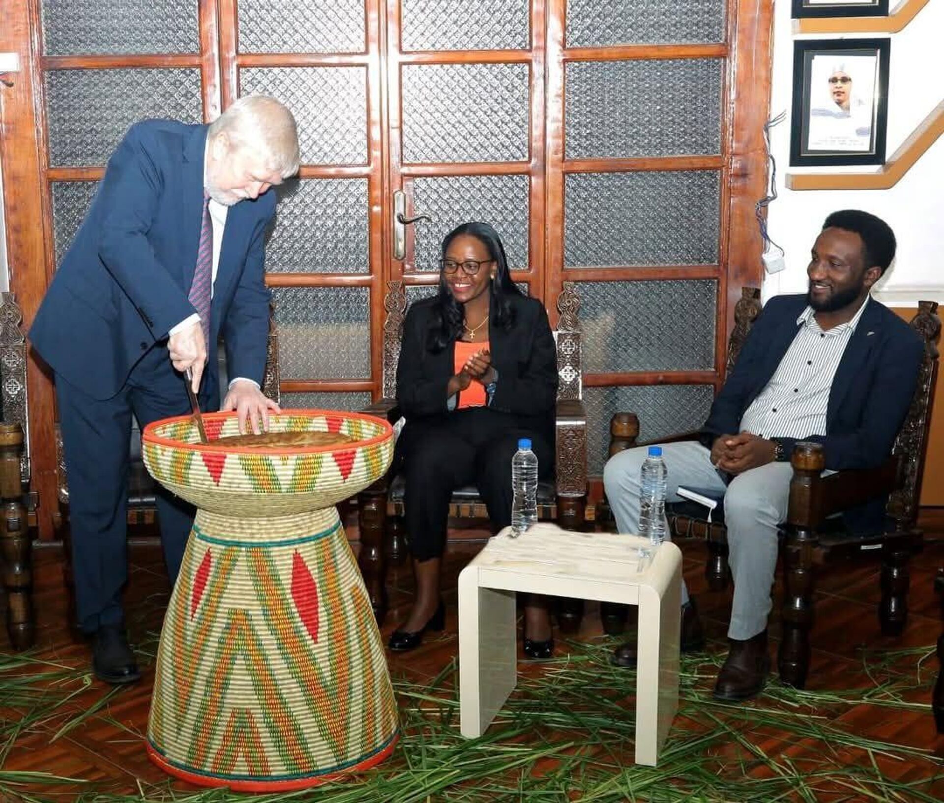 ኢትዮጵያ ለብሪክስ አባል ሀገራት ባህሏንና እና ኪነ ጥበቧን ለማስተዋወቅ የምታደርገዉን ጥረት ሩሲያ ትድግፋለች ሲሉ አምባሳደር ኢቭጌኒ ተረክሂን አስታወቁ ኢትዮጵያ ለብሪክስ አባል ሀገራት ባህሏንና እና ኪነ ጥበቧን ለማስተዋወቅ የምታደርገዉን ጥረት ሩሲያ ትድግፋለች ሲሉ አምባሳደር ኢቭጌኒ ተረክሂን አስታወቁ - Sputnik አፍሪካ, 1920, 28.04.2025