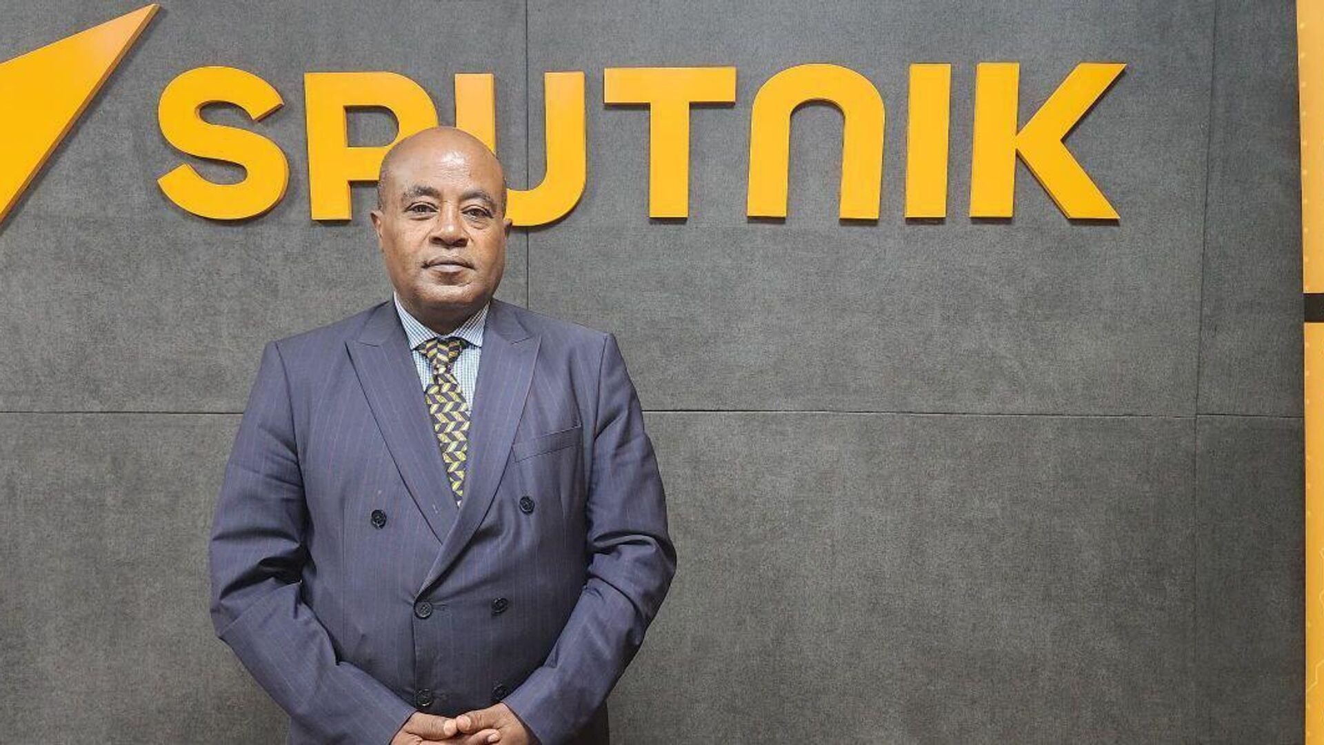 የኢትዮጵያ የሳይንስ አካዳሚ ለሀገር በቀል እውቀት እና ለብሪክስ ትብብር ቅድሚያ ይሰጣል ሲሉ ዳይሬክተሩ ተናገሩ የኢትዮጵያ የሳይንስ አካዳሚ ለሀገር በቀል እውቀት እና ለብሪክስ ትብብር ቅድሚያ ይሰጣል ሲሉ ዳይሬክተሩ ተናገሩ - Sputnik አፍሪካ, 1920, 03.05.2025