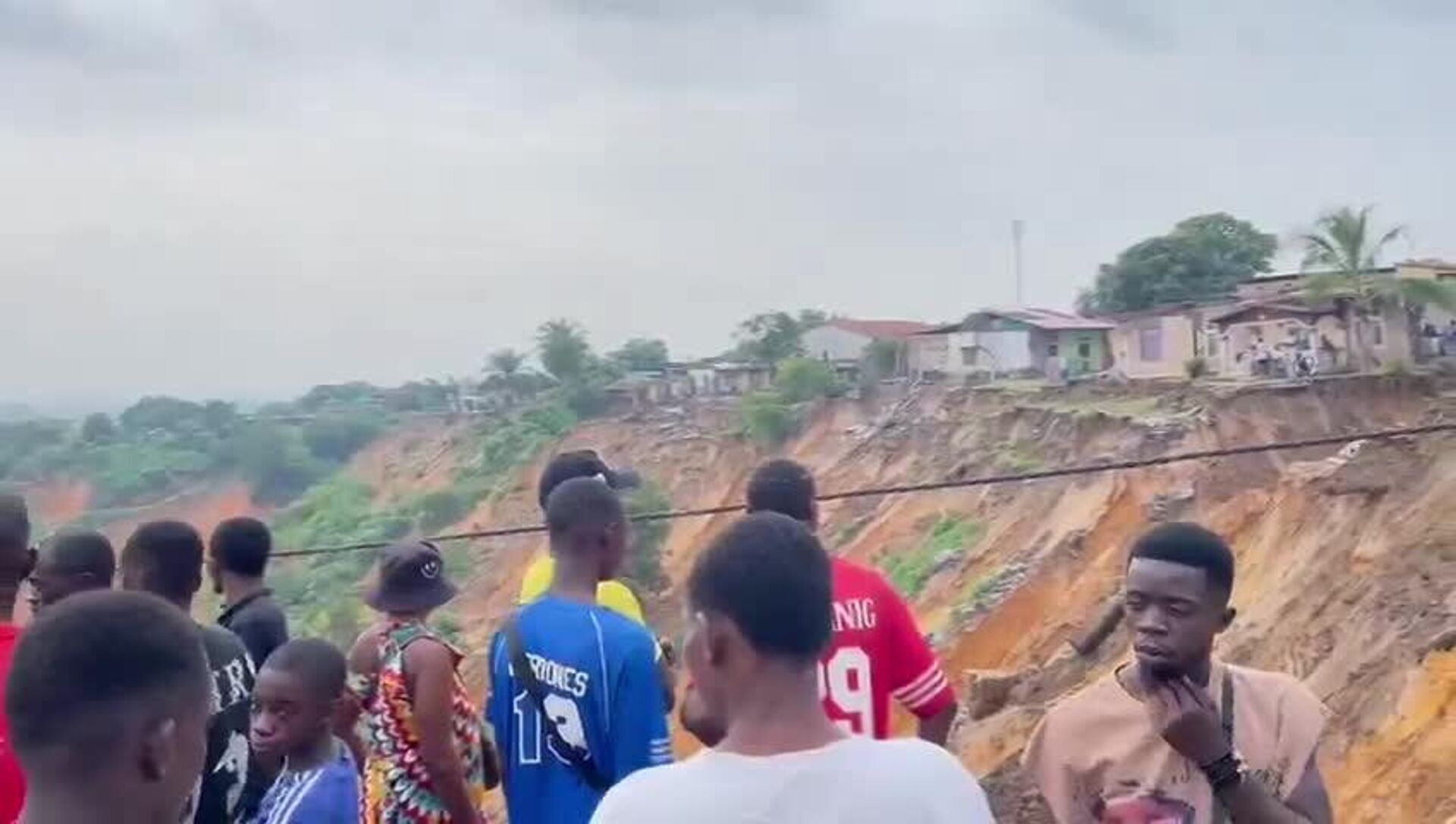 በኮንጎ ኪንሻሳ በደረሰ የጎርፍ አደጋ ቢያንስ ስድስት ሰዎች መሞታቸው ተሰማ በኮንጎ ኪንሻሳ በደረሰ የጎርፍ አደጋ ቢያንስ ስድስት ሰዎች መሞታቸው ተሰማ - Sputnik አፍሪካ, 1920, 03.05.2025