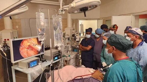 በኢትዮጵያ ለመጀመሪያ ጊዜ ቆሽት አካባቢ ለተከሰተ ዕጢ ሆድ ሳይከፈት ስኬታማ ቀዶ ህክምና ተደረገ - Sputnik አፍሪካ