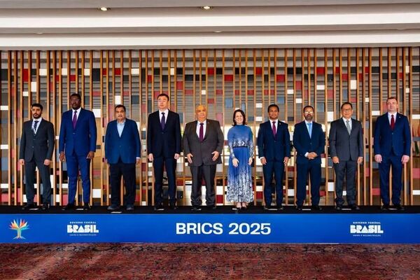 ኢትዮጵያ የብሪክስ አባላት በአረንጓዴ የትራንስፖርት አገልግሎት ትብብራቸውን እንዲያጠናክሩ ጠየቀች ኢትዮጵያ የብሪክስ አባላት በአረንጓዴ የትራንስፖርት አገልግሎት ትብብራቸውን እንዲያጠናክሩ ጠየቀች - Sputnik አፍሪካ