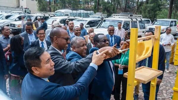 ኢትዮጵያ ለንብ ሃብት ልማት ምቹ ሥነ-ምህዳር እንደተሰጣት የግብርና ሚኒስትሩ ተናገሩ - Sputnik አፍሪካ