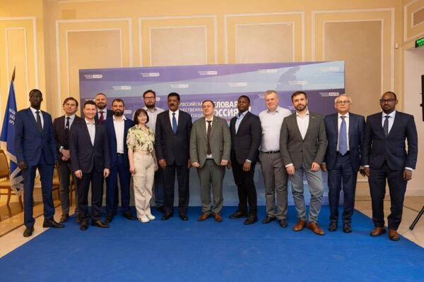 ሩሲያ ከኢትዮጵያ ጋር የንግድ እና ኢንቨስትመንት ትስስር ለማሳደግ ፍላጎት እንዳላት ገልፃለች፦ ቁልፍ ዘርፎች የትኞቹ ናቸው? ሩሲያ ከኢትዮጵያ ጋር የንግድ እና ኢንቨስትመንት ትስስር ለማሳደግ ፍላጎት እንዳላት ገልፃለች፦ ቁልፍ ዘርፎች የትኞቹ ናቸው? - Sputnik አፍሪካ