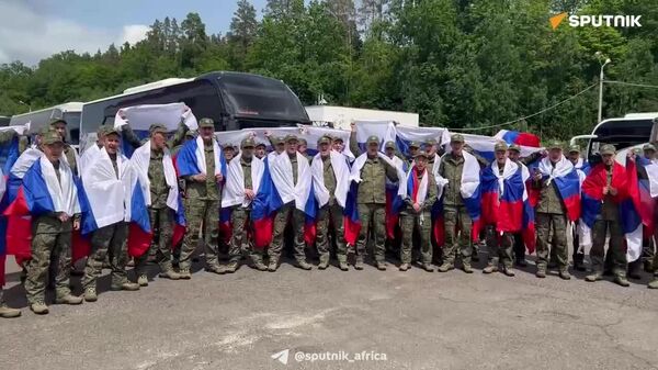 ሶስተኛው የሩሲያ የጦር እስረኞች ቡድን ከኪዬቭ ተመለሰ - Sputnik አፍሪካ
