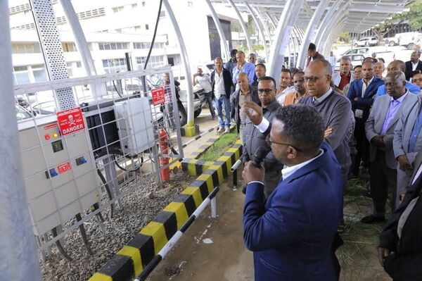 የውሃና ኢነርጂ ሚኒስቴር የኃይል አቅርቦቱን የሚሸፍን የሶላር ኃይል ማመንጪያ ገነባ - Sputnik አፍሪካ