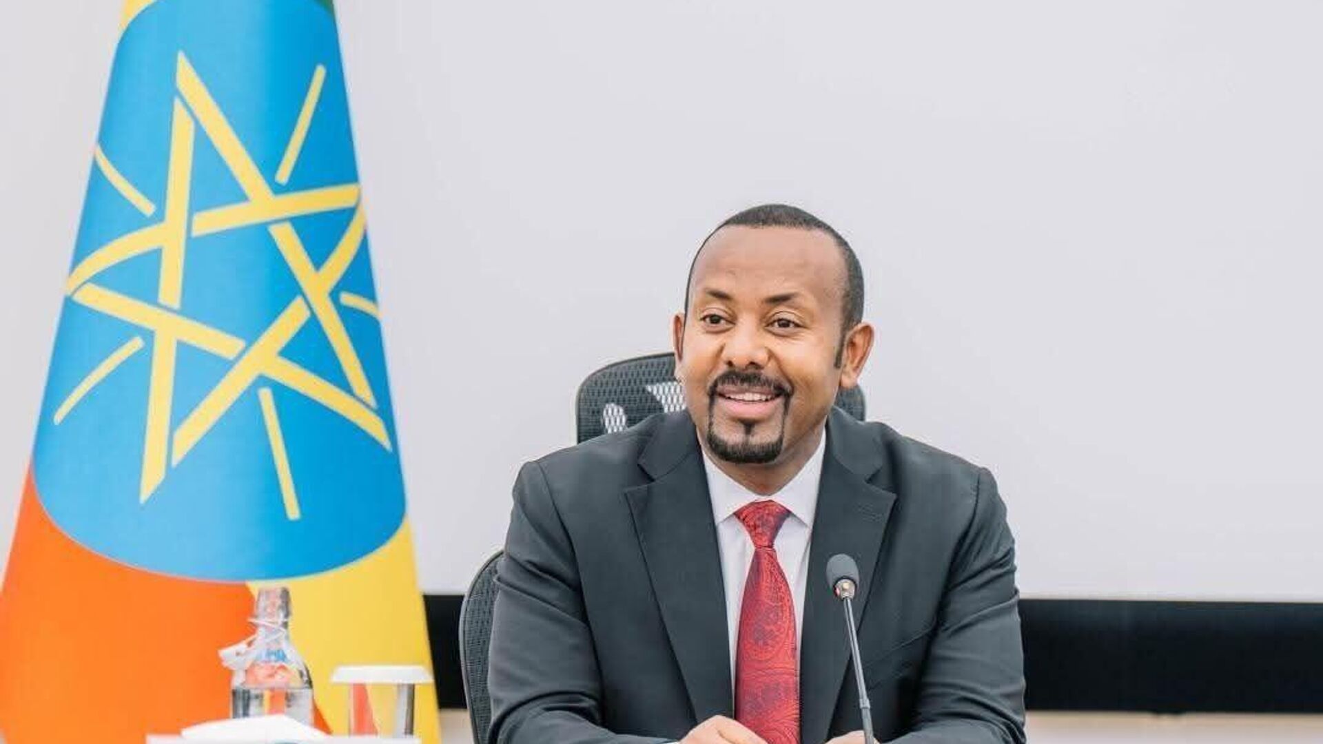 ኢትዮጵያ በመጪው መስከረም የጋዝ ምርቷን ለገበያ እንደምታቀርብ ጠቅላይ ሚኒስትር ዐቢይ አሕመድ ይፋ አደረጉ ኢትዮጵያ በመጪው መስከረም የጋዝ ምርቷን ለገበያ እንደምታቀርብ ጠቅላይ ሚኒስትር ዐቢይ አሕመድ ይፋ አደረጉ - Sputnik አፍሪካ, 1920, 23.06.2025