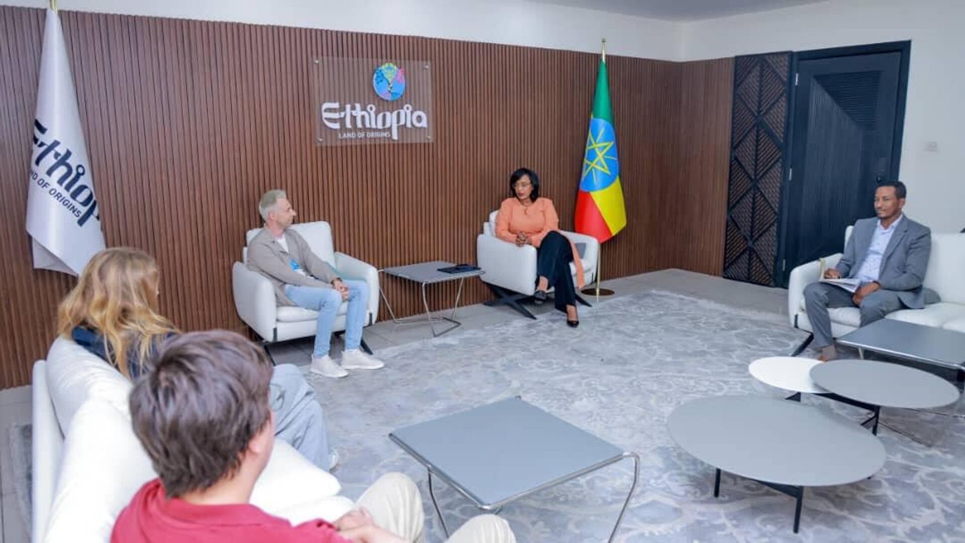 የቱሪዝም ሚኒስቴር ከቴሌግራም የማህበራዊ ትስስር ገፅ ጋር ኢትዮጵያን በማስተዋወቅ በጋራ መሥራት እንደሚፈልግ ገለፀ የቱሪዝም ሚኒስቴር ከቴሌግራም የማህበራዊ ትስስር ገፅ ጋር ኢትዮጵያን በማስተዋወቅ በጋራ መሥራት እንደሚፈልግ ገለፀ - Sputnik አፍሪካ, 1920, 26.06.2025