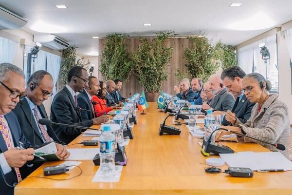 የኢትዮጵያ ጠቅላይ ሚኒስትር ከብሪክስ ጉባኤ በፊት ከብራዚል መሪ ጋር ተወያዩ - Sputnik አፍሪካ