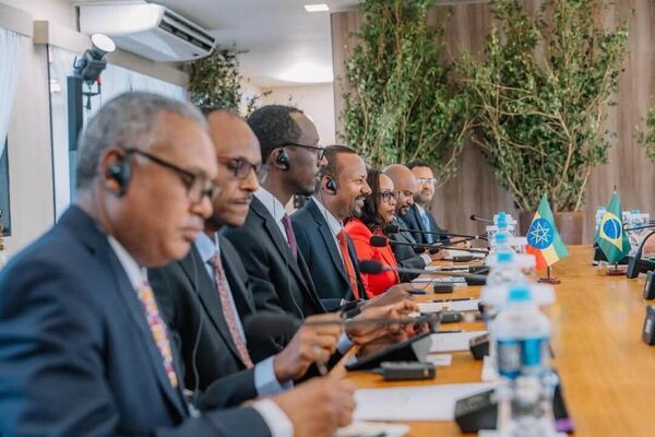 የኢትዮጵያ ጠቅላይ ሚኒስትር ከብሪክስ ጉባኤ በፊት ከብራዚል መሪ ጋር ተወያዩ - Sputnik አፍሪካ
