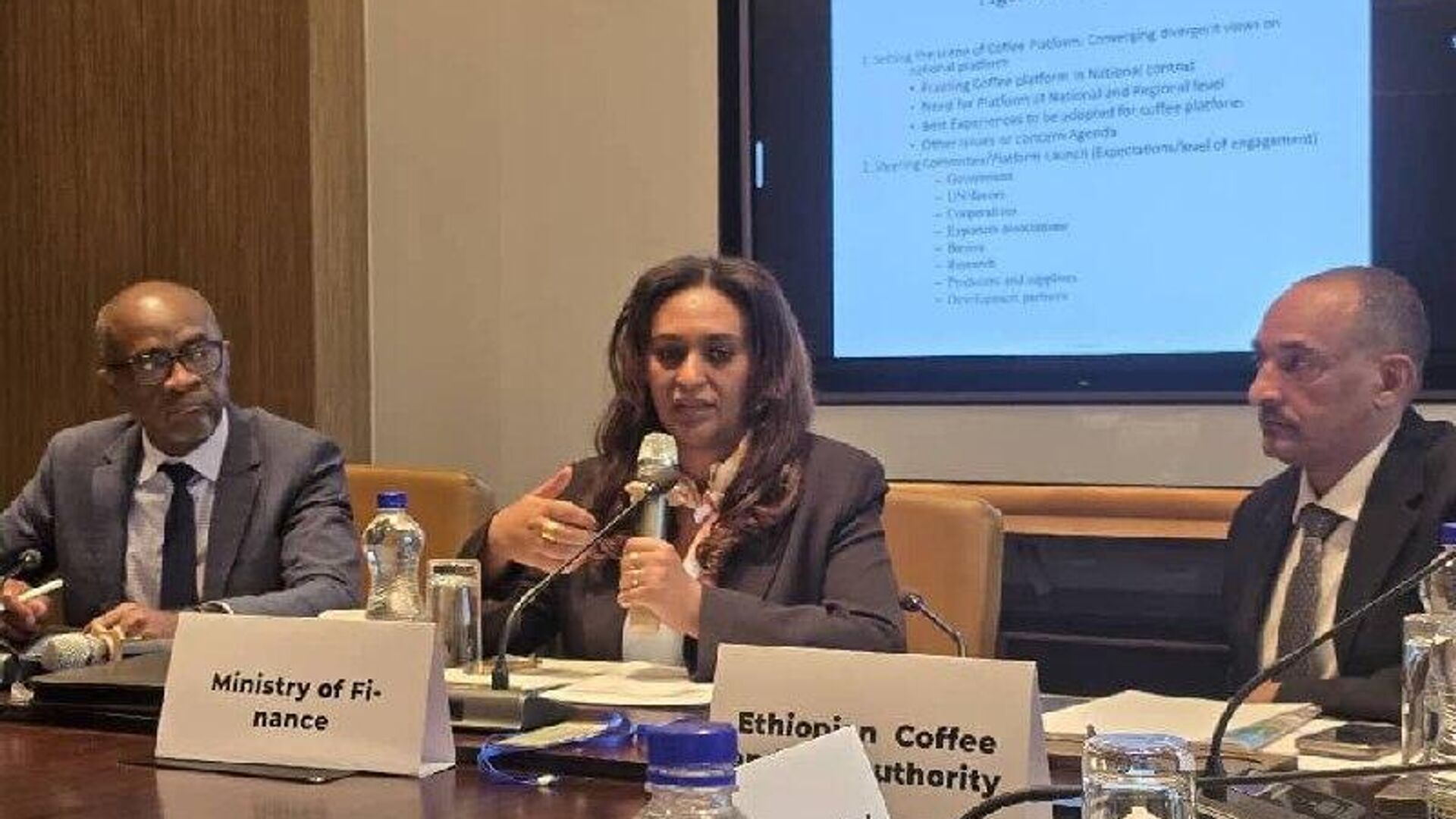 የቡና ዘርፉን ለማሳደግ ያለመ ብሔራዊ የቡና ባለድርሻ አካላት አስተባባሪ ኮሚቴ ሥራ ጀመረ የቡና ዘርፉን ለማሳደግ ያለመ ብሔራዊ የቡና ባለድርሻ አካላት አስተባባሪ ኮሚቴ ሥራ ጀመረ - Sputnik አፍሪካ, 1920, 09.07.2025