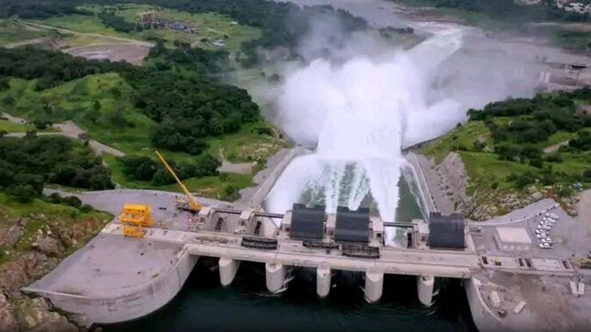 የሕዳሴ ግድብ ሙሉ በሙሉ ወደ ሥራ ሲገባ በዓመት አንድ ቢሊየን ዶላር ገቢ ያመነጫል ተብሎ እንደሚገመት ተገለፀ የሕዳሴ ግድብ ሙሉ በሙሉ ወደ ሥራ ሲገባ በዓመት አንድ ቢሊየን ዶላር ገቢ ያመነጫል ተብሎ እንደሚገመት ተገለፀ - Sputnik አፍሪካ, 1920, 17.07.2025