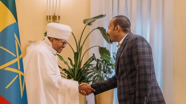 ጠቅላይ ሚኒስትር ዐቢይ አሕመድ ከትግራይ ህብረተሰብ ተወካዮች ጋር በክልሉ ወቅታዊ ሁኔታ ዙሪያ ተወያዩ - Sputnik አፍሪካ