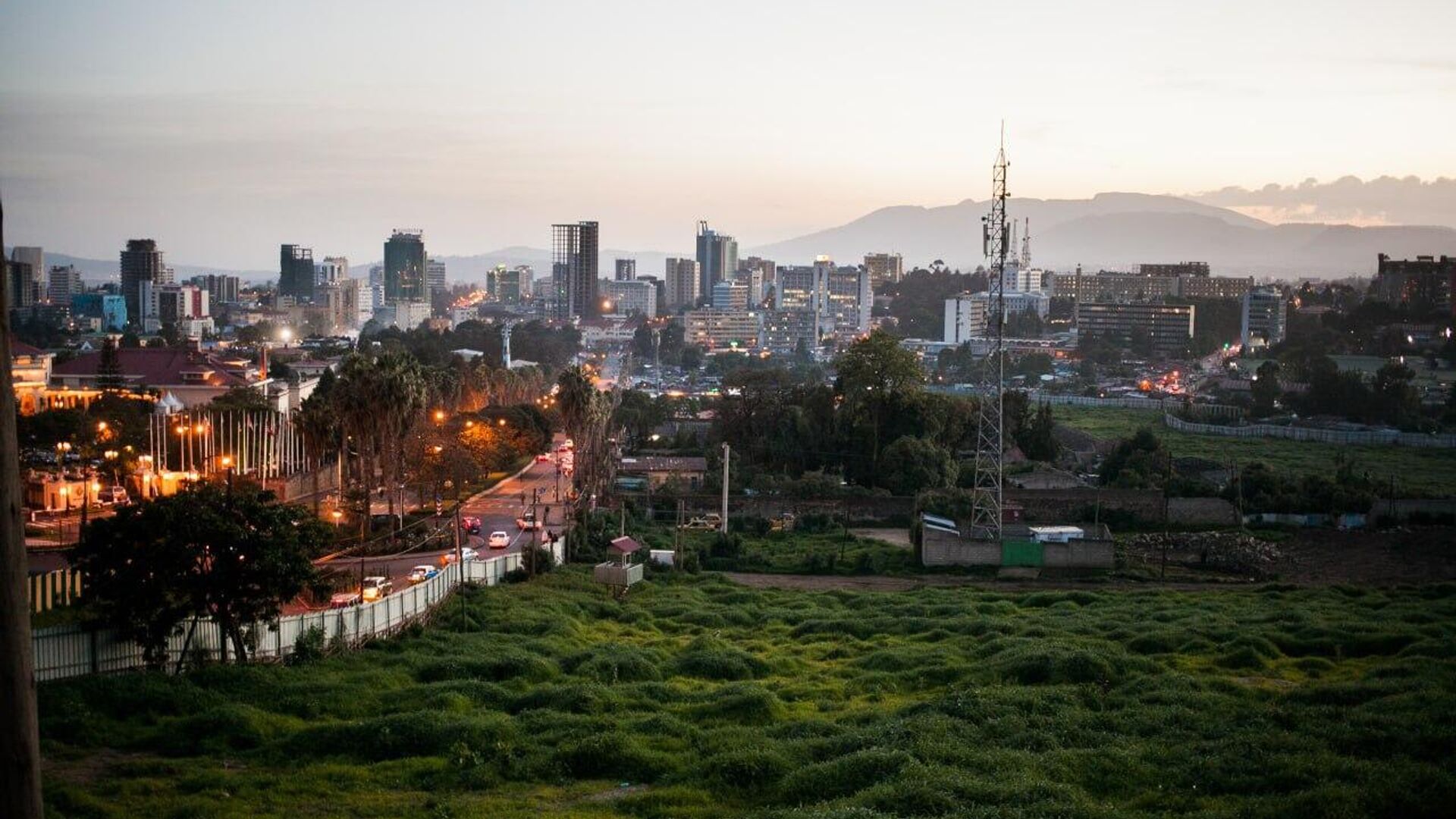 ኢትዮጵያ ወደብ የማግኘት ፅኑ ፍላጎቷን ሰላማዊ ክልላዊ ውህደት ላይ አጽዕኖት በመሰጠት በድጋሚ አረጋገጠች ኢትዮጵያ ወደብ የማግኘት ፅኑ ፍላጎቷን ሰላማዊ ክልላዊ ውህደት ላይ አጽዕኖት በመሰጠት በድጋሚ አረጋገጠች - Sputnik አፍሪካ, 1920, 26.07.2025