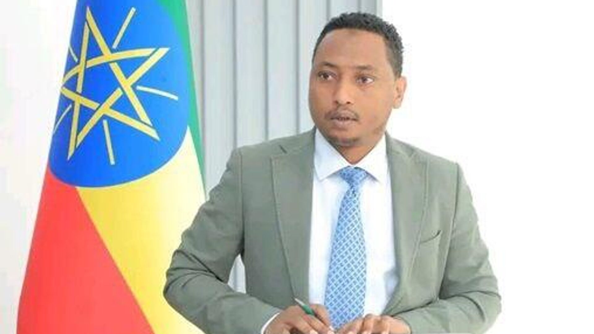 ኢትዮጵያ ወደ ጎረቤት ሀገራት ድንበር ተሻጋሪ የመንገድ ትራንስፖርት ለመጀመር ንግግር ጀመረች ኢትዮጵያ ወደ ጎረቤት ሀገራት ድንበር ተሻጋሪ የመንገድ ትራንስፖርት ለመጀመር ንግግር ጀመረች - Sputnik አፍሪካ, 1920, 09.08.2025