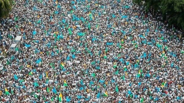 ከሁለት ሚሊየን በላይ ሰልፈኞች በትናንትናው ዕለት በኮትዲቯር ለተቃውሞ ወጡ - Sputnik አፍሪካ