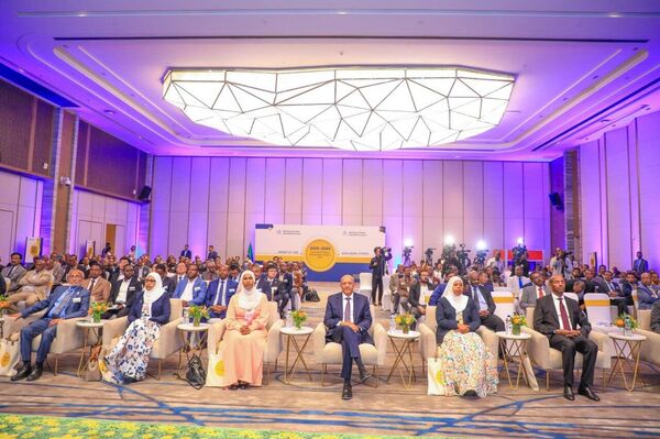 ኢትዮጵያ የኮንስትራክሽን ኢንዱስትሪዋን ከውጭ ጥሬ ዕቃዎች ጥገኝነት ለመቀነስ እና ዓለም አቀፍ ተወዳዳሪነቱን ለማሳደግ የ25 ዓመት እቅድ አስጀመረች ኢትዮጵያ የኮንስትራክሽን ኢንዱስትሪዋን ከውጭ ጥሬ ዕቃዎች ጥገኝነት ለመቀነስ እና ዓለም አቀፍ ተወዳዳሪነቱን ለማሳደግ የ25 ዓመት እቅድ አስጀመረች - Sputnik አፍሪካ
