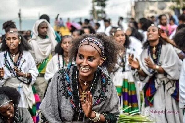 የአሸንድዬ፣ ሶለል፣ ሻደይ እና አይኒዋሪ ፌስቲቫሎች በዩኔስኮ የማይዳሰስ ቅርስነት መመዝገባቸው የሀገሪቱን የባሕል ማንነቶች ለመጠበቅ መሠረት እንደሚሆን ተገለፀ የአሸንድዬ፣ ሶለል፣ ሻደይ እና አይኒዋሪ ፌስቲቫሎች በዩኔስኮ የማይዳሰስ ቅርስነት መመዝገባቸው የሀገሪቱን የባሕል ማንነቶች ለመጠበቅ መሠረት እንደሚሆን ተገለፀ - Sputnik አፍሪካ