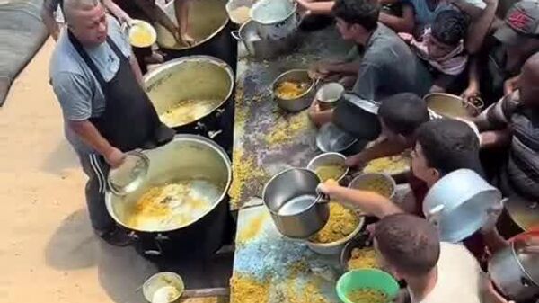 #viral | ጋዛ ውስጥ ተባብሶ የፀናው ረሃብ - Sputnik አፍሪካ