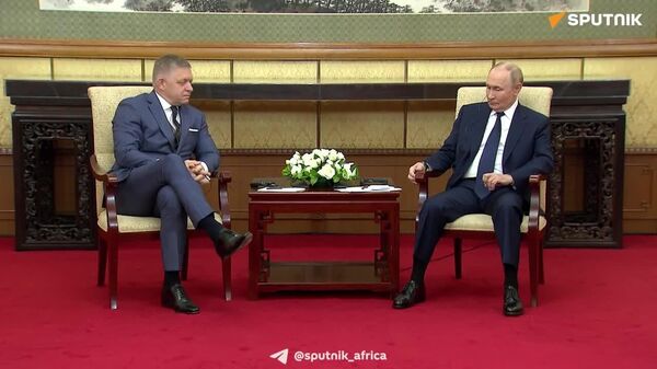 በአውሮፓ ህብረት ውስጥ ያሉ ብዙዎች እውነተኛው ዓለም የተሰወረባቸው፤ ጠባቦች ናቸው - ፊኮ - Sputnik አፍሪካ