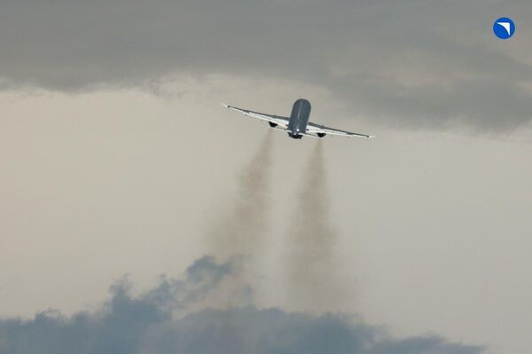 ሙሉ በሙሉ በሩስያ ቴክኖሎጂ የተገነባው ኤስጄ - 100 አውሮፕላን - Sputnik አፍሪካ