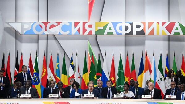 የሩሲያ እና አፍሪካ አጋርነት ፎረም ሁለተኛው የሚኒስትሮች ስብሰባ ሕዳር ወር ላይ እንደሚካሄድ ላቭሮቭ ገለፁ - Sputnik አፍሪካ