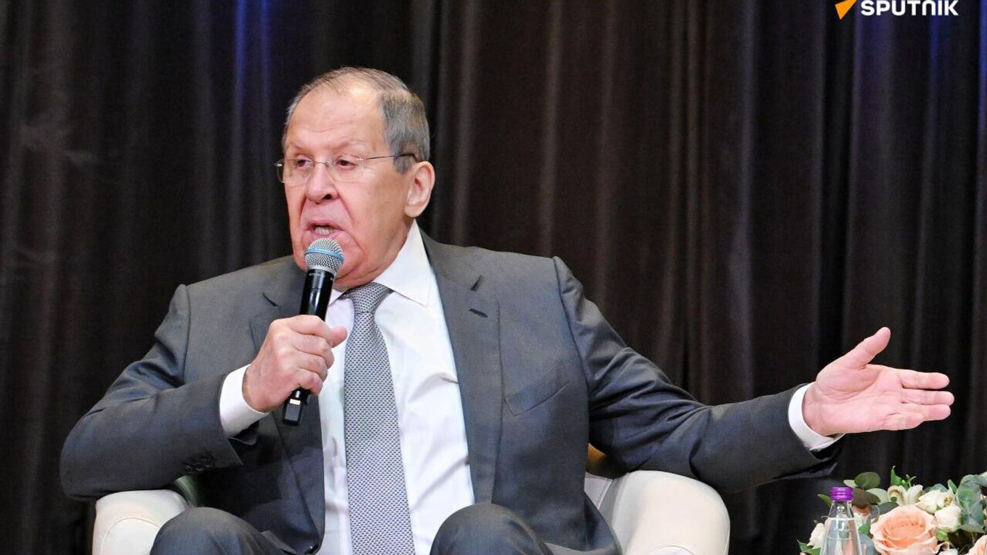 ሩሲያ በቀል አትፈልግም፤ ነገር ግን ምዕራባውያንን የፈፀሟቸውን ድርጊቶች ከግምት ውስጥ ታስገባለች ሲሉ ላቭሮቭ ተናገሩ ሩሲያ በቀል አትፈልግም፤ ነገር ግን ምዕራባውያንን የፈፀሟቸውን ድርጊቶች ከግምት ውስጥ ታስገባለች ሲሉ ላቭሮቭ ተናገሩ - Sputnik አፍሪካ, 1920, 08.09.2025