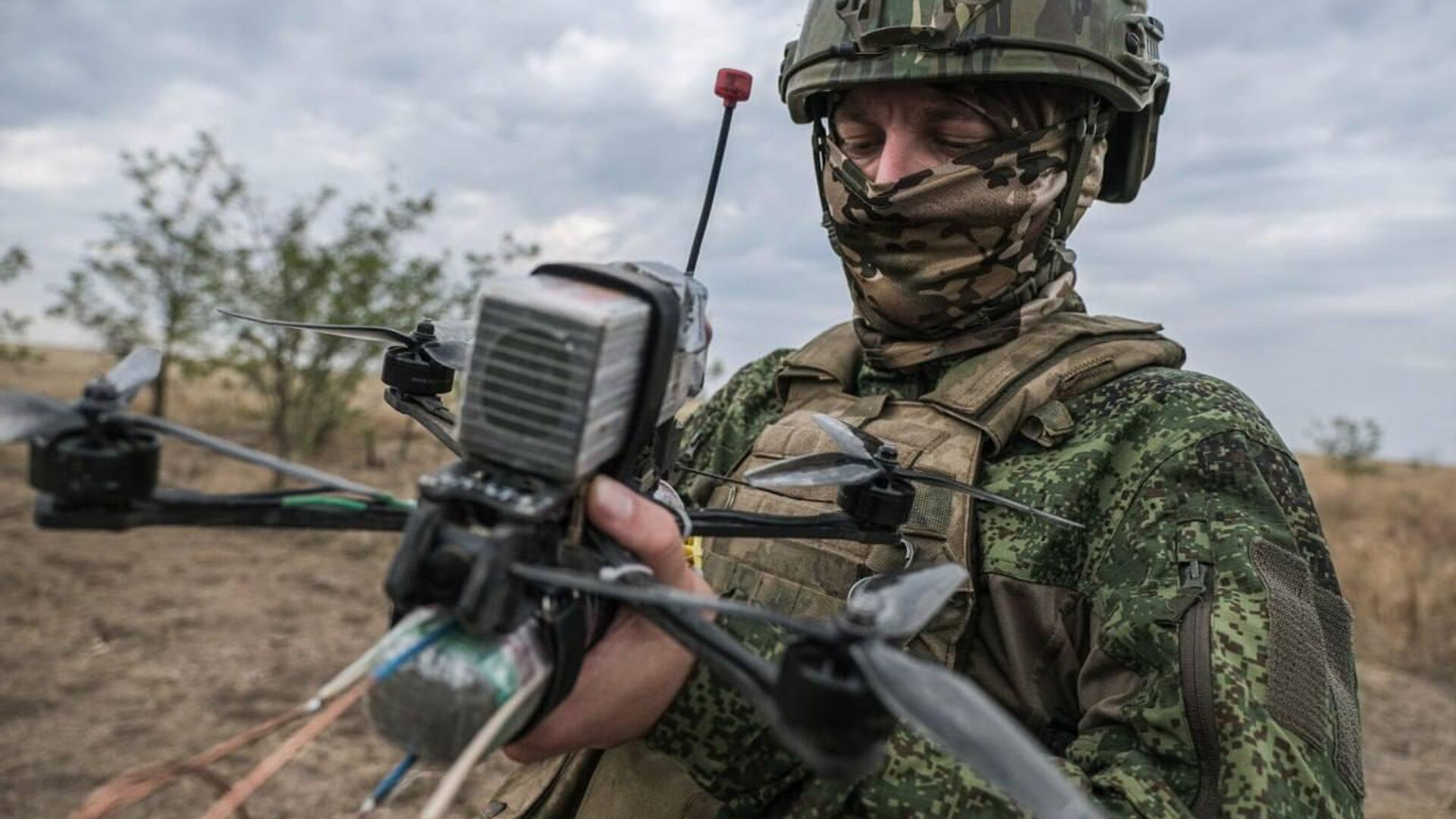 የሩሲያ ጦር የዩክሬን ወታደራዊ የኢንዱስትሪ ተቋማትን እንጂ በፖላንድ ዒላማዎችን አልመታም - የሩሲያ መከላከያ ሚኒስቴር የሩሲያ ጦር የዩክሬን ወታደራዊ የኢንዱስትሪ ተቋማትን እንጂ በፖላንድ ዒላማዎችን አልመታም - የሩሲያ መከላከያ ሚኒስቴር - Sputnik አፍሪካ, 1920, 10.09.2025