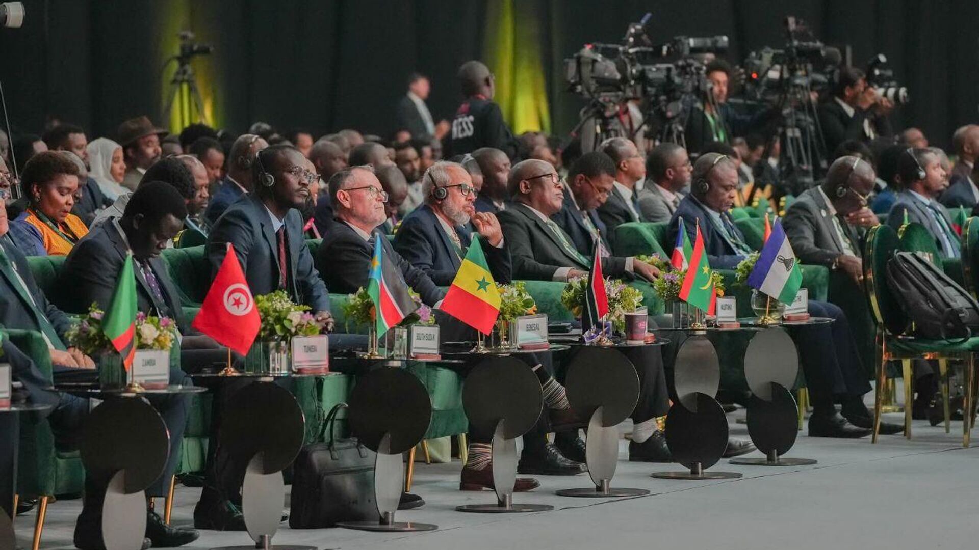 የአፍሪካ የአየር ንብረት ጉባኤ የ አዲስ አበባ የስምምነት ሰነድ ን በማፅደቅ ተጠናቀቀ የአፍሪካ የአየር ንብረት ጉባኤ የ አዲስ አበባ የስምምነት ሰነድ ን በማፅደቅ ተጠናቀቀ - Sputnik አፍሪካ, 1920, 11.09.2025