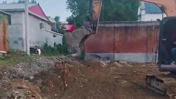 #viral | ኤክስካቫተር እሽክርክሮሽ መሆን ይችላል? ይህ ውሻ ቢመልስ፤ ‘አዎ’ እንደሚል ጥርጥር የለውም! - Sputnik አፍሪካ