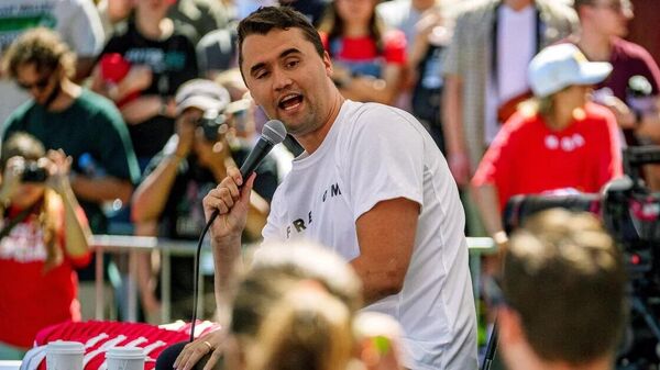 በቻርሊ ከርክ ግድያ የተጠረጠር ግለሰብ በቁጥጥር ስር መዋሉን ዶናልድ ትራምፕ አስታወቁ - Sputnik አፍሪካ