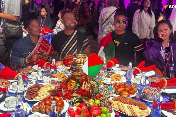 በሞስኮ የኢንተርቪዥን ውድድር እጣ አወጣጥ በተለየ የሩሲያ ስርዓት ተከናውኗል በሞስኮ የኢንተርቪዥን ውድድር እጣ አወጣጥ በተለየ የሩሲያ ስርዓት ተከናውኗል - Sputnik አፍሪካ