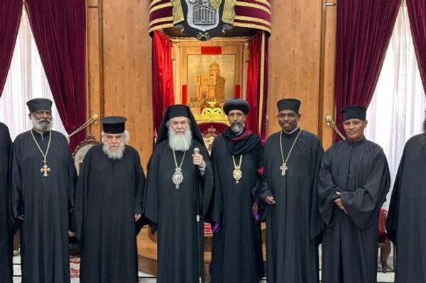 የኢየሩሳሌም ፓትርያርክ ከኢትዮጵያው ሊቀ ጳጳስ አቡነ ናትናኤል ጋር ተወያዩ የኢየሩሳሌም ፓትርያርክ ከኢትዮጵያው ሊቀ ጳጳስ አቡነ ናትናኤል ጋር ተወያዩ - Sputnik አፍሪካ