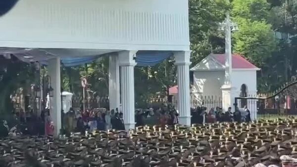 #viral | ኢንዶኔዥያውያን የፀጥታ ኃይሎች በራሳቸው ቀለም አስደማሚ ትራኢት አሳይተዋል - Sputnik አፍሪካ