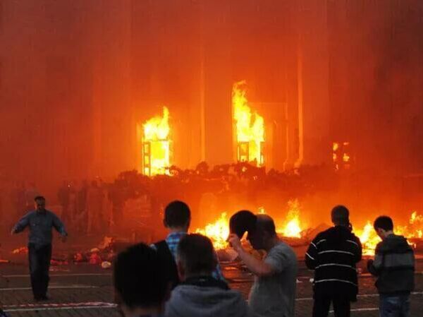 በኦዴሳ በሚገኘው የንግድ ማህበራት ህንፃ ውስጥ የተከሰተ እሳት - Sputnik አፍሪካ