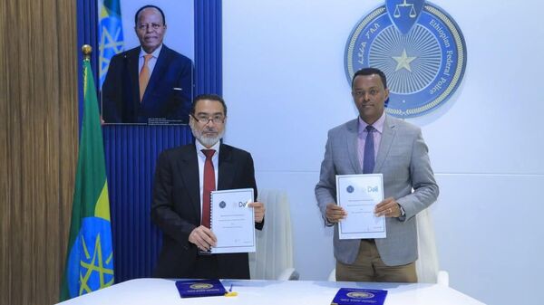 የኢትዮጵያ ፌደራል ፖሊስ የወንጀል መከላከል ቴክኖሎጂ ማበልፀግ የሚያስችል ስምምነት ተፈራረመ - Sputnik አፍሪካ