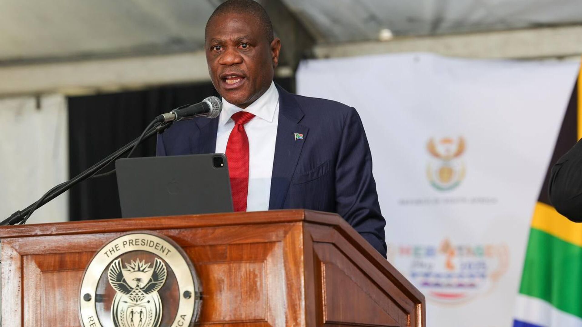 ደቡብ አፍሪካ በቅኝ ገዥዎች የተወሰዱባት የሰው ቅሪተ አካላት እንዲመለሱላት ጠየቀች ደቡብ አፍሪካ በቅኝ ገዥዎች የተወሰዱባት የሰው ቅሪተ አካላት እንዲመለሱላት ጠየቀች - Sputnik አፍሪካ, 1920, 24.09.2025