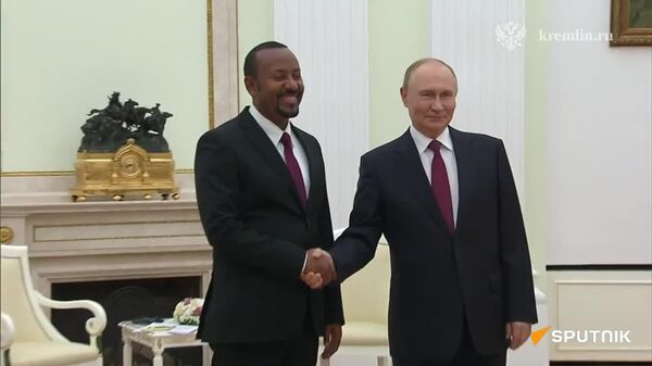 ፕሬዝዳንት ፑቲን እና የኢትዮጵያ ጠቅላይ ሚኒስትር ዐቢይ ተወያዩ - Sputnik አፍሪካ