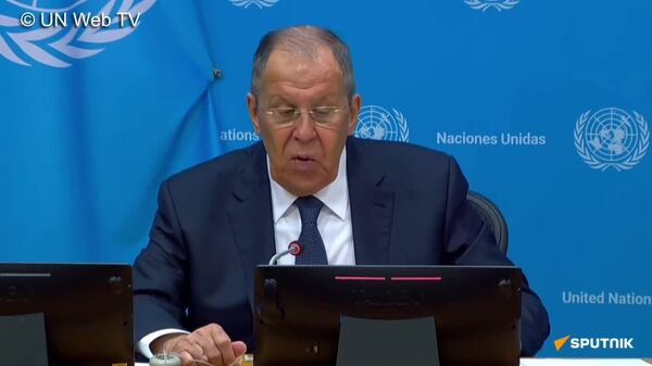 በአየር ክልላችን የሚበሩ ነገሮችን ለመምታት ሙከራዎችን የሚያደረጉ በጣም ይጸጸታሉ - ላቭሮቭ - Sputnik አፍሪካ