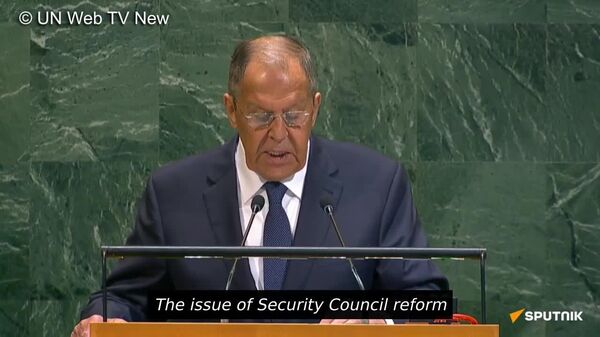 ሩሲያ የተባበሩት መንግሥታት ድርጅት የፀጥታው ምክር ቤት በዲሞክራሲያዊ ስርዓት ማለትም አፍሪካ፣ እስያ እና ላቲን አሜሪካን በማካተት እንዲሻሻል ትሟገታለች - ላቭሮቭ - Sputnik አፍሪካ