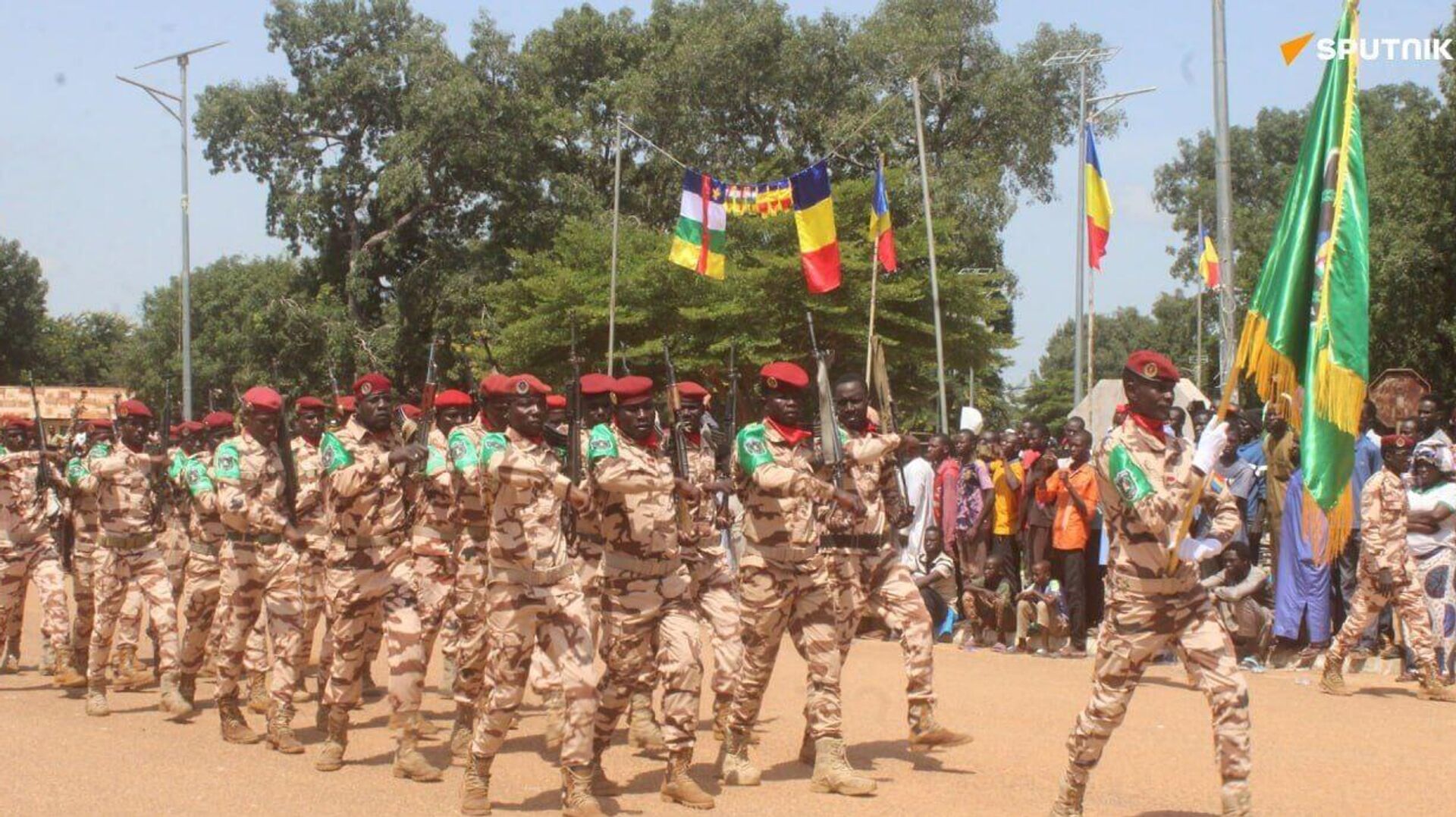 ቻድ እና ማዕከላዊ አፍሪካ 'እየተወሳሰቡ የመጡ' የፀጥታ ችግሮችን ለመጋፈጥ ኅብረት ፈጠሩ ቻድ እና ማዕከላዊ አፍሪካ 'እየተወሳሰቡ የመጡ' የፀጥታ ችግሮችን ለመጋፈጥ ኅብረት ፈጠሩ - Sputnik አፍሪካ, 1920, 28.09.2025