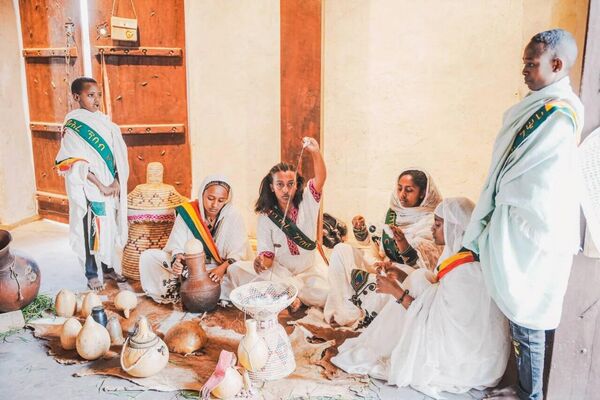 'ህይወት በአብያተ መንግሥት' የተሰኘ መርኃ-ግብር በጎንደር ከተማ ተጀመረ 'ህይወት በአብያተ መንግሥት' የተሰኘ መርኃ-ግብር በጎንደር ከተማ ተጀመረ - Sputnik አፍሪካ