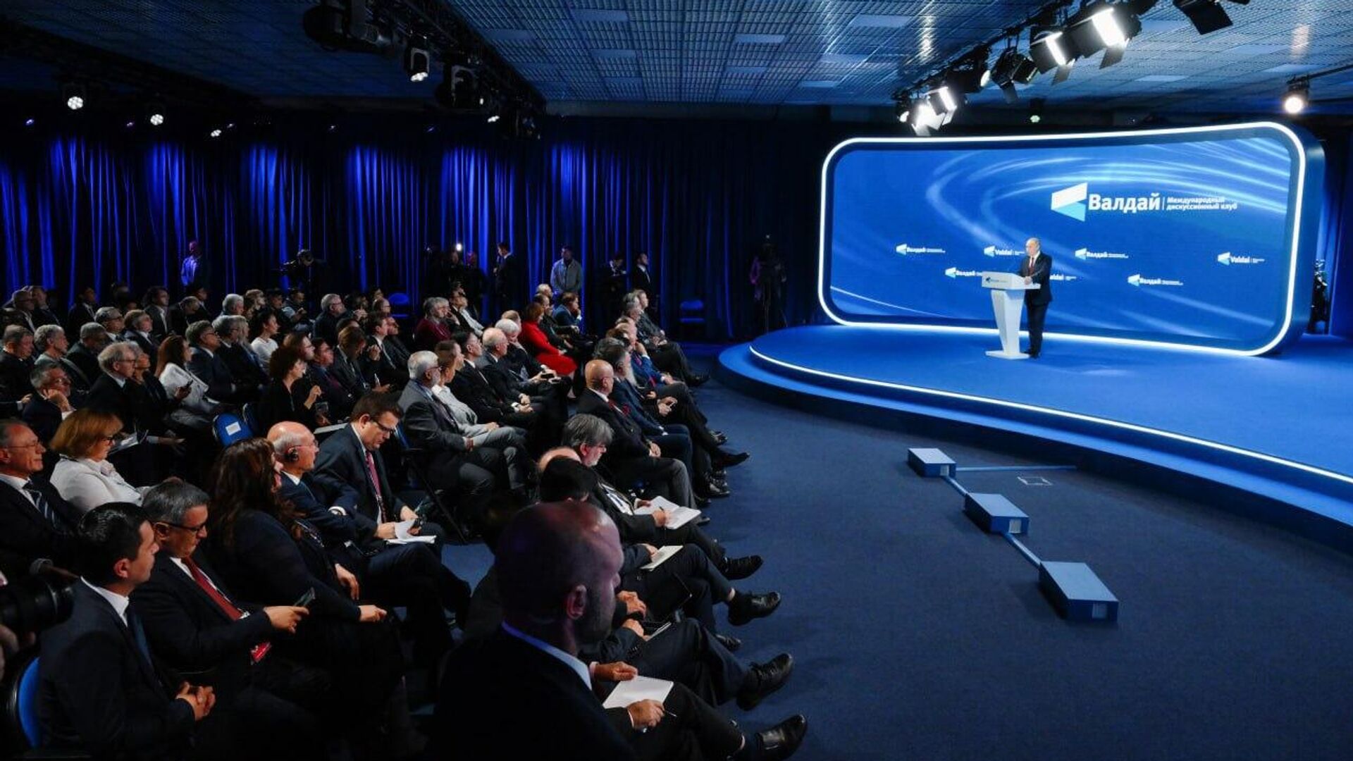 ሩሲያ ማዕቀቦችን በመቋቋም በጣም ከፍተኛ የጥንካሬ አቅሟን ማሳየቷን ፑቲን ገለፁ ሩሲያ ማዕቀቦችን በመቋቋም በጣም ከፍተኛ የጥንካሬ አቅሟን ማሳየቷን ፑቲን ገለፁ - Sputnik አፍሪካ, 1920, 02.10.2025