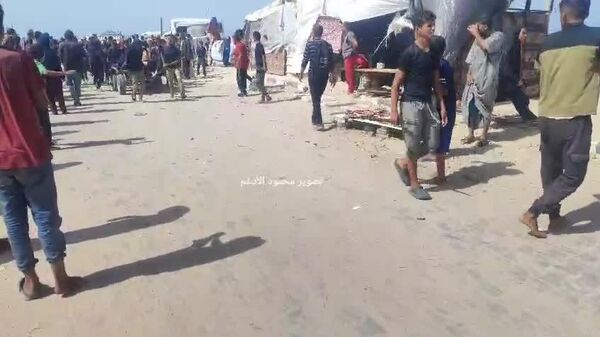 እስራኤል በጋዛ ወደብ በሚገኘው የተፈናቃዮች ካምፕ ላይ በፈጸመችው ጥቃት ቢያንስ አምስት ሰዎች መገደላቸው ተዘገበ - Sputnik አፍሪካ