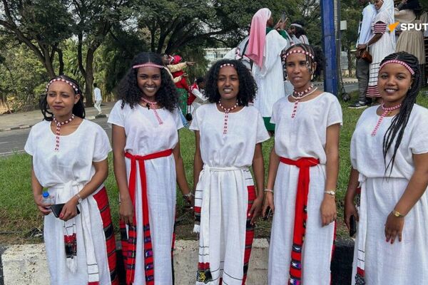 የኢሬቻ በዓል በአዲስ አበባ በድምቀት ተከበረ የኢሬቻ በዓል በአዲስ አበባ በድምቀት ተከበረ - Sputnik አፍሪካ