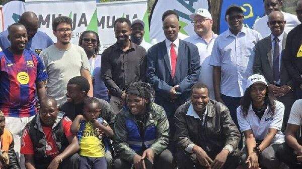 በአፍሪካ የመጀመሪያው ድንበር ተሻጋሪ የኤሌክትሪክ ተሽከርካሪ ልዑክ ከናይሮቢ ወደ አዲስ አበባ ጉዞ ጀመረ - Sputnik አፍሪካ